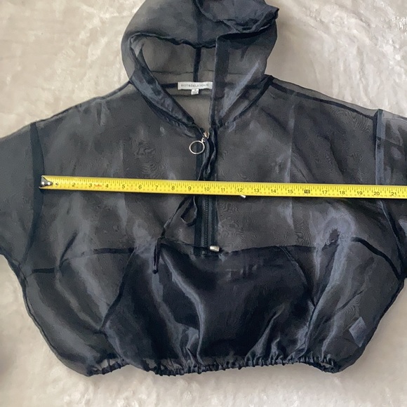 Like New!  Great looking  sheer, black hoodie top - Picture 6 of 10